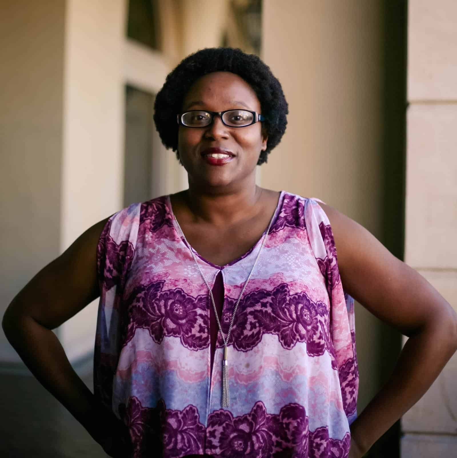 Renee SQUARE-min Coach Renee